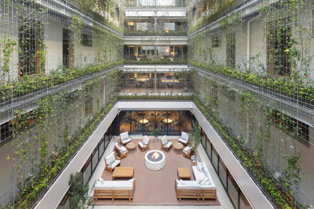 Good Nature Hotel Kyoto Eksteriør bilde The hotel's atrium